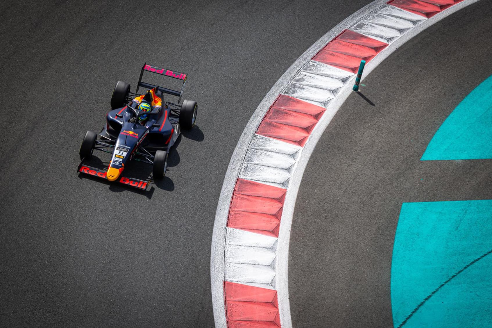 UAE4 Round 2, Abu Dhabi, 23-25 january 2026, Scott Kin Lindblom, Red Bull Junior, Hitech. photo: Dutch Photo Agency