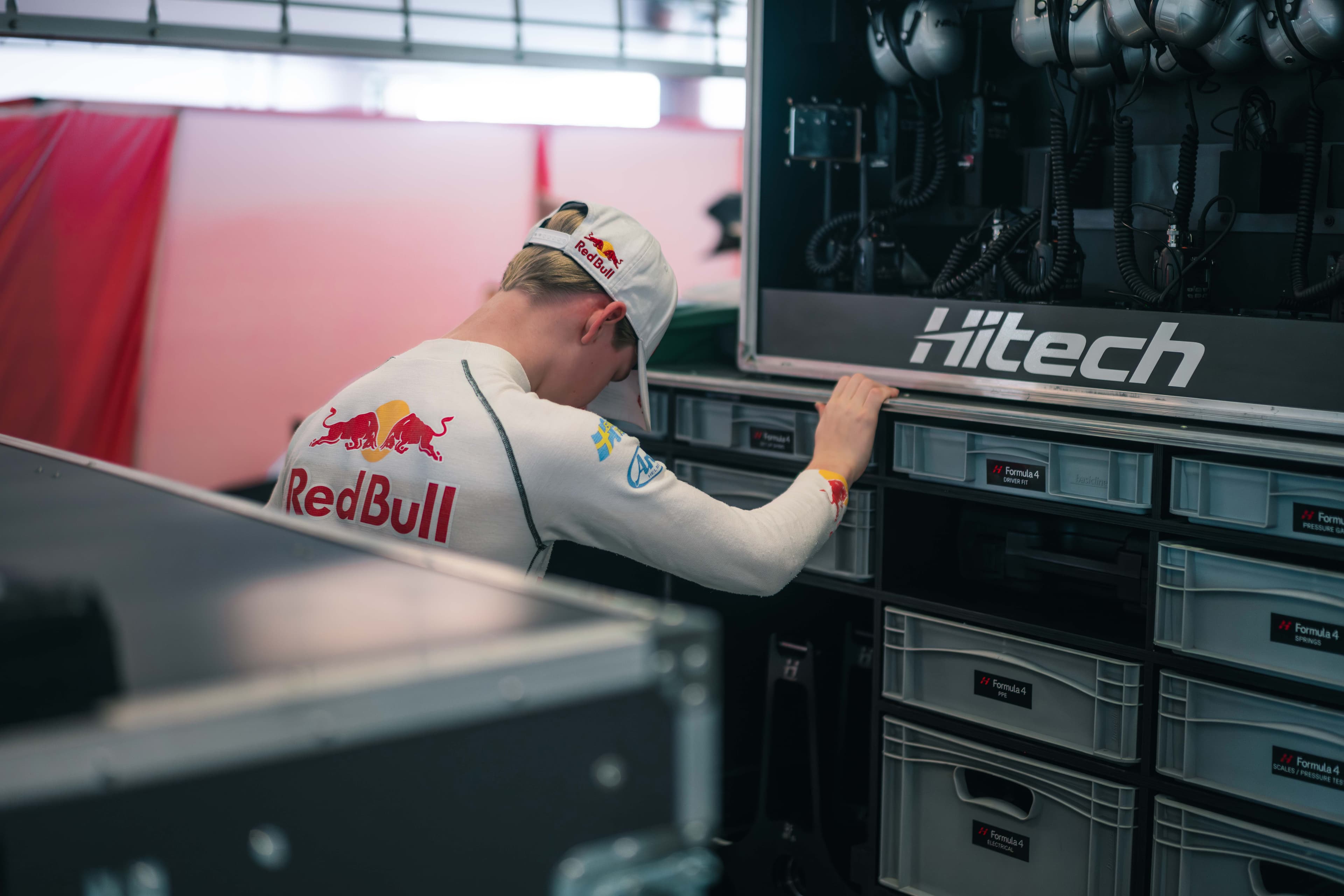 Scott Kin Lindblom, Hitech, Yas Island, Abu Dhabi, UAE F4 Trophy 2025, Rd 2. Photo: Rasmus Paavola