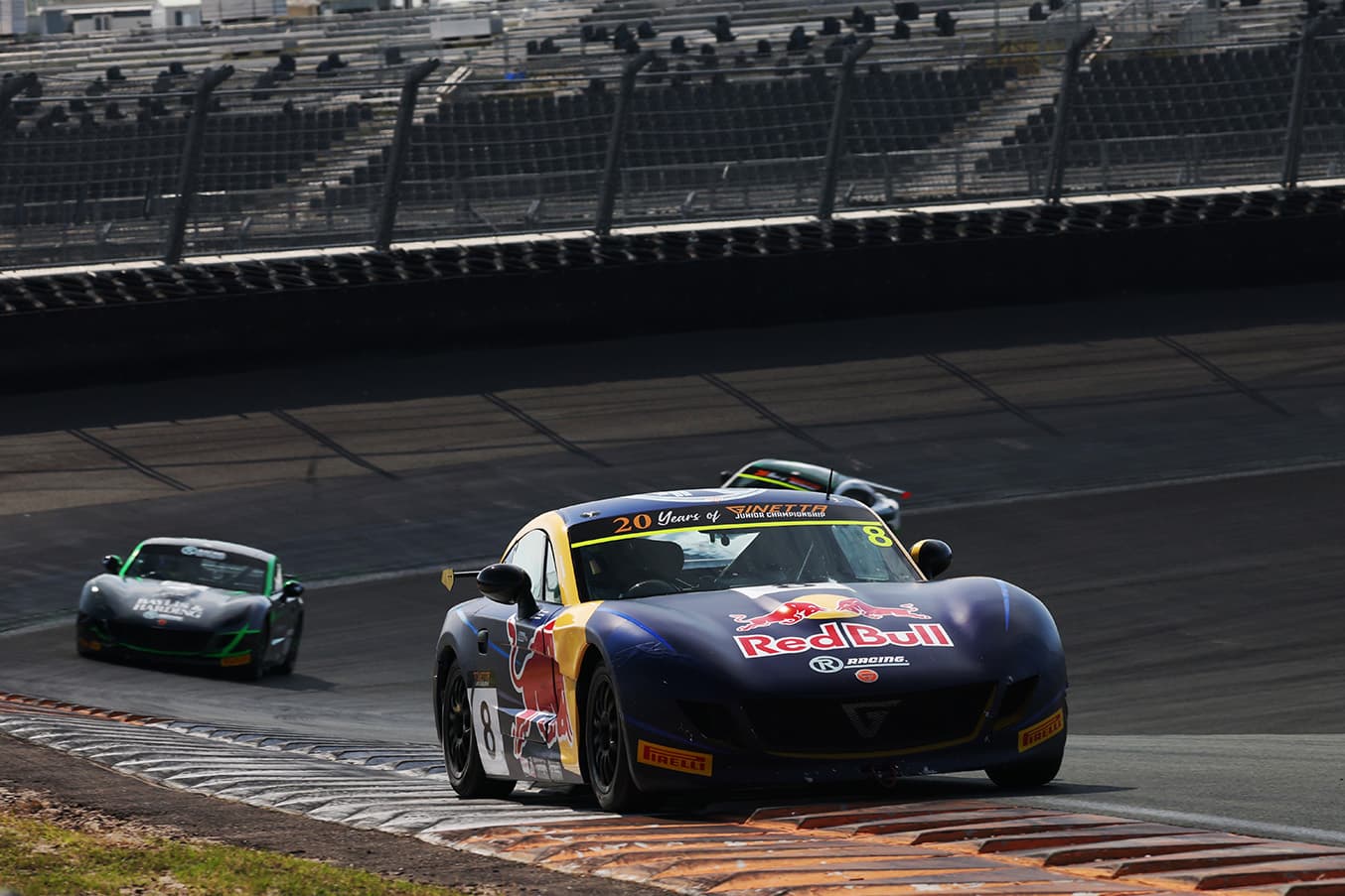 P4 in tight first race at Zandvoort