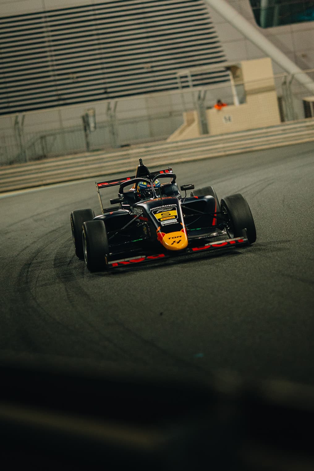 Scott Kin Lindblom, Hitech, Yas Island, Abu Dhabi, UAE F4 Trophy 2025, Rd 3. Photo: Connor Botha